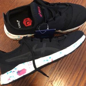 Women’s ASICS Shoes